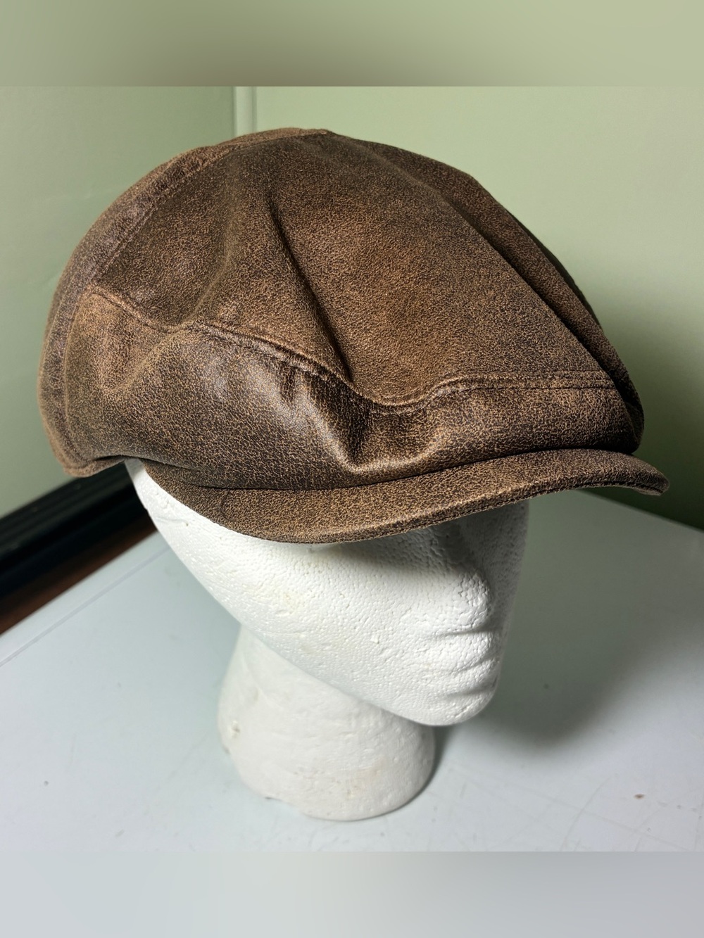 Brown Leather Driver Cap - Men's Vintage-Style Hat